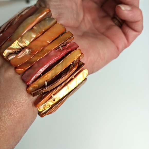 Abalone Stretch Cuff Bracelet Sunrise Rose Natural - Picture 5 of 10